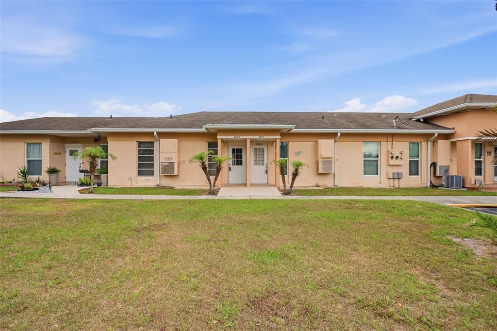 For Sale: $85,000 (1 beds, 1 baths, 648 Square Feet)