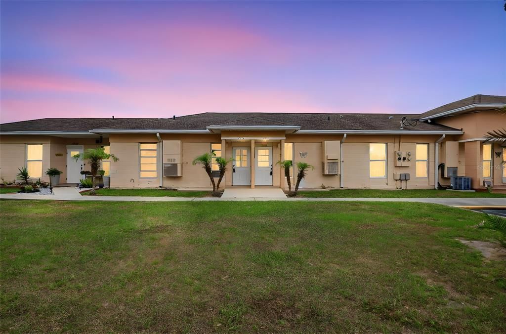 For Sale: $85,000 (1 beds, 1 baths, 648 Square Feet)