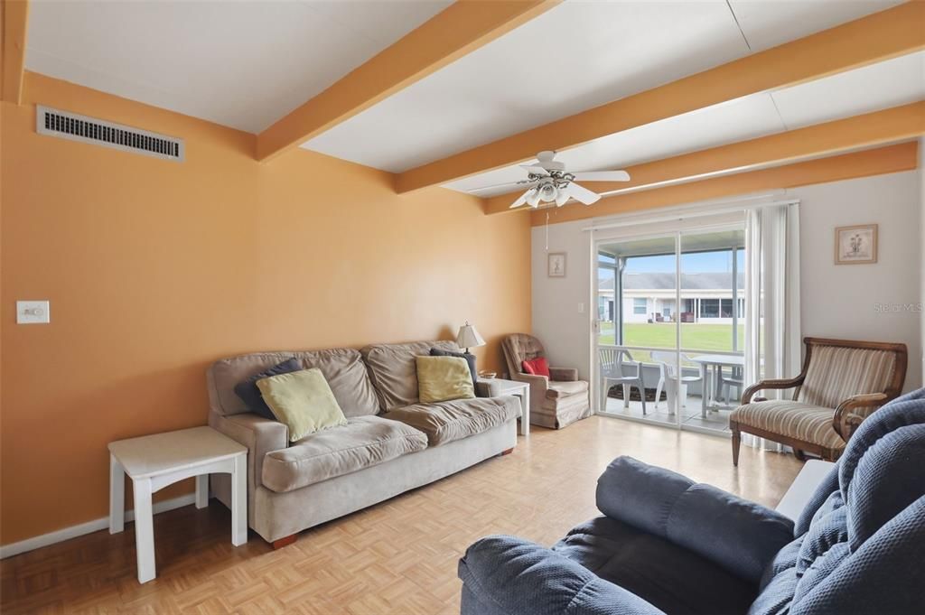 For Sale: $85,000 (1 beds, 1 baths, 648 Square Feet)