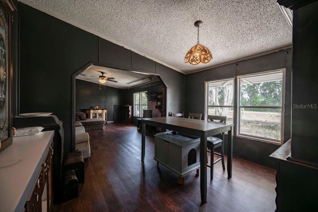 На продажу: $385,000 (3 спален, 2 ванн, 1782 Квадратных фут)