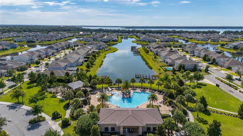 En Venta: $599,999 (4 camas, 2 baños, 2949 Pies cuadrados)