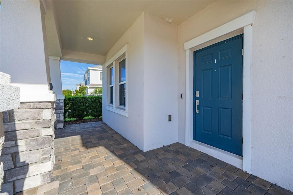 En Venta: $599,999 (4 camas, 2 baños, 2949 Pies cuadrados)