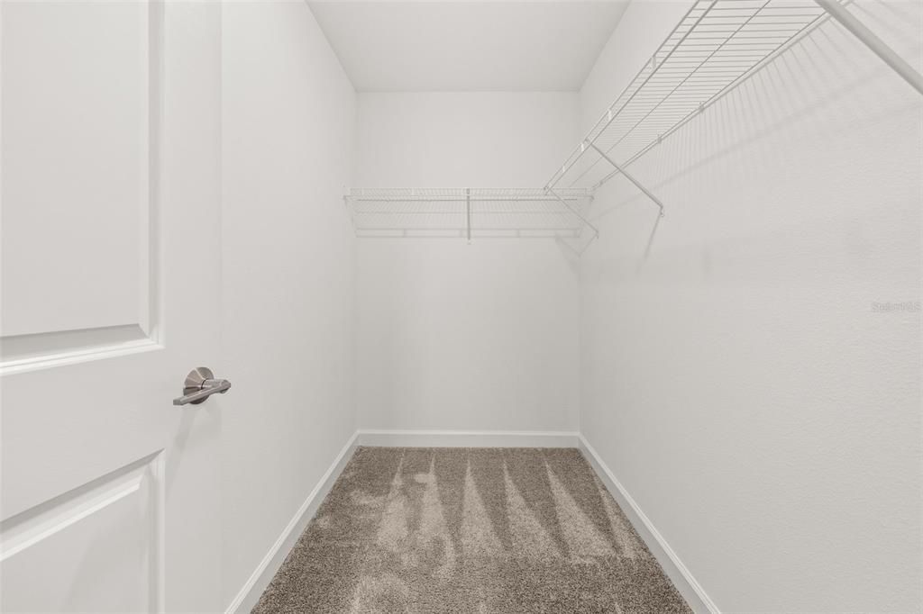 En Venta: $599,999 (4 camas, 2 baños, 2949 Pies cuadrados)
