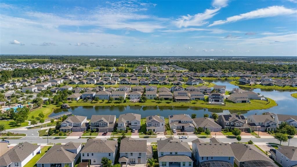 En Venta: $599,999 (4 camas, 2 baños, 2949 Pies cuadrados)