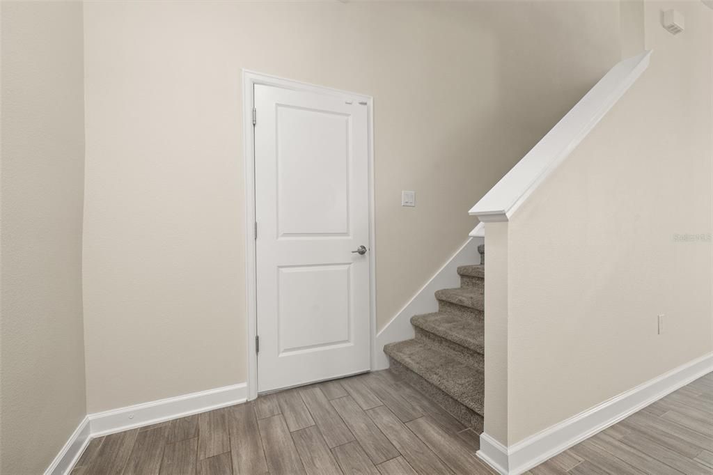 En Venta: $599,999 (4 camas, 2 baños, 2949 Pies cuadrados)