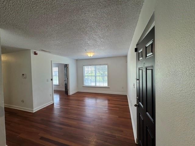 В аренду: $1,550 (1 спален, 1 ванн, 830 Квадратных фут)