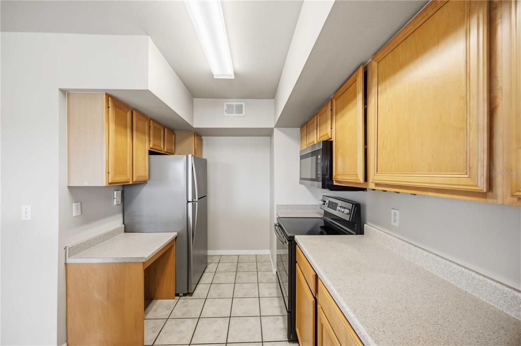 For Rent: $1,795 (2 beds, 2 baths, 1058 Square Feet)