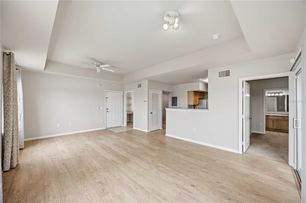 For Rent: $1,795 (2 beds, 2 baths, 1058 Square Feet)