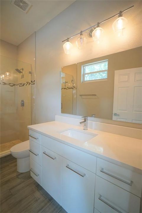 For Rent: $2,500 (3 beds, 3 baths, 1352 Square Feet)