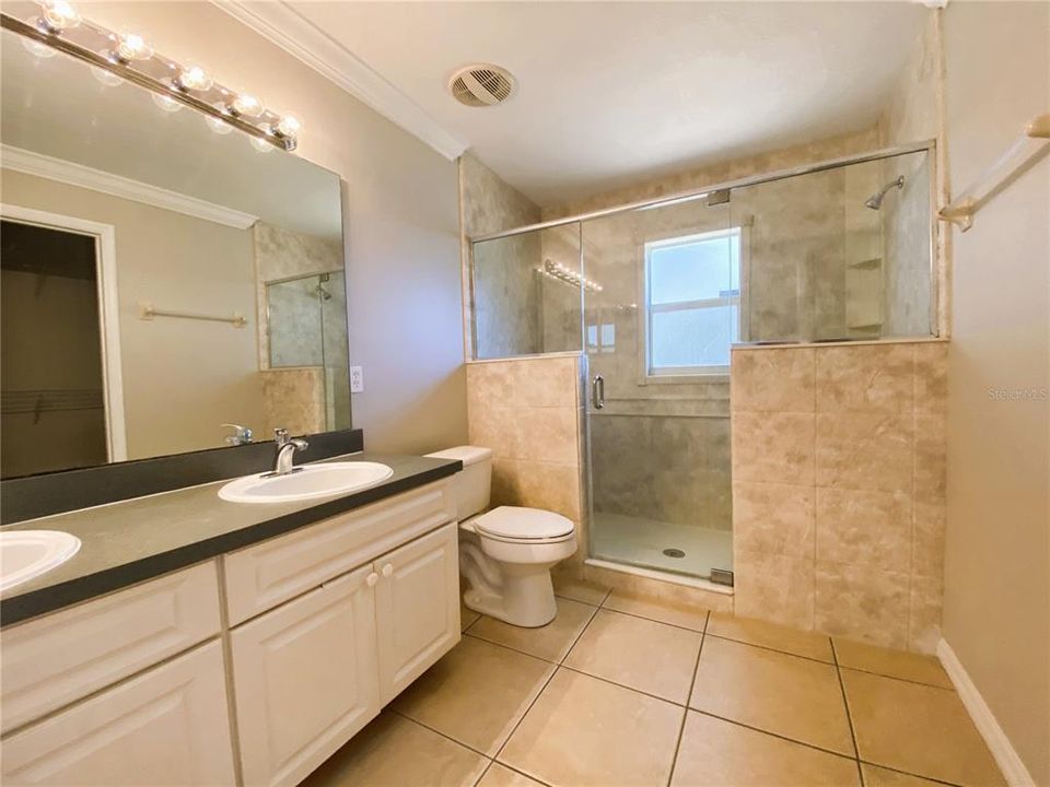 В аренду: $1,699 (3 спален, 2 ванн, 1530 Квадратных фут)