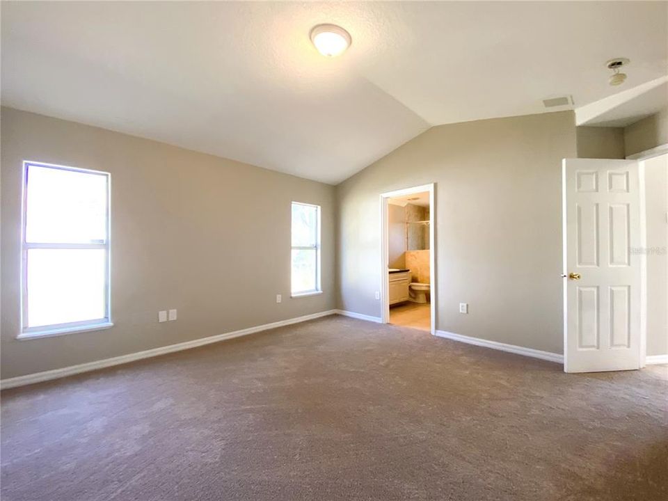 В аренду: $1,699 (3 спален, 2 ванн, 1530 Квадратных фут)