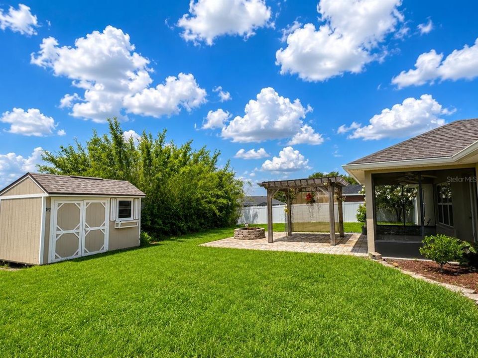 For Sale: $325,000 (3 beds, 2 baths, 1451 Square Feet)