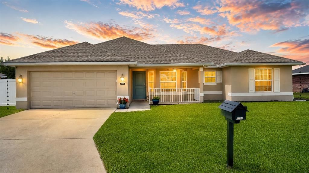 For Sale: $325,000 (3 beds, 2 baths, 1451 Square Feet)