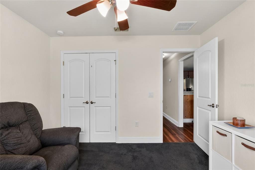 For Sale: $325,000 (3 beds, 2 baths, 1451 Square Feet)