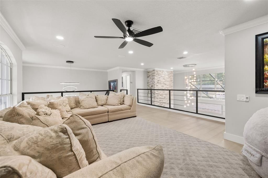 For Sale: $950,000 (5 beds, 3 baths, 3242 Square Feet)