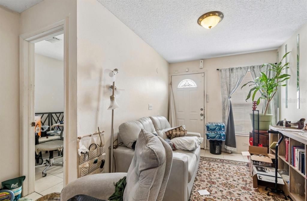 На продажу: $499,900 (7 спален, 0 ванн, 1620 Квадратных фут)