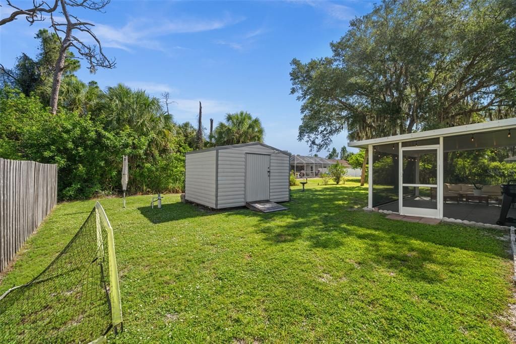 For Sale: $285,000 (3 beds, 2 baths, 1311 Square Feet)