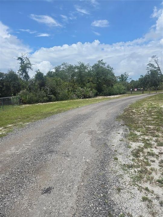 На продажу: $150,000 (2.50 acres)