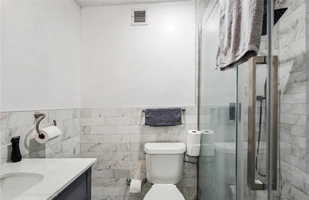 For Sale: $229,000 (4 beds, 2 baths, 1456 Square Feet)