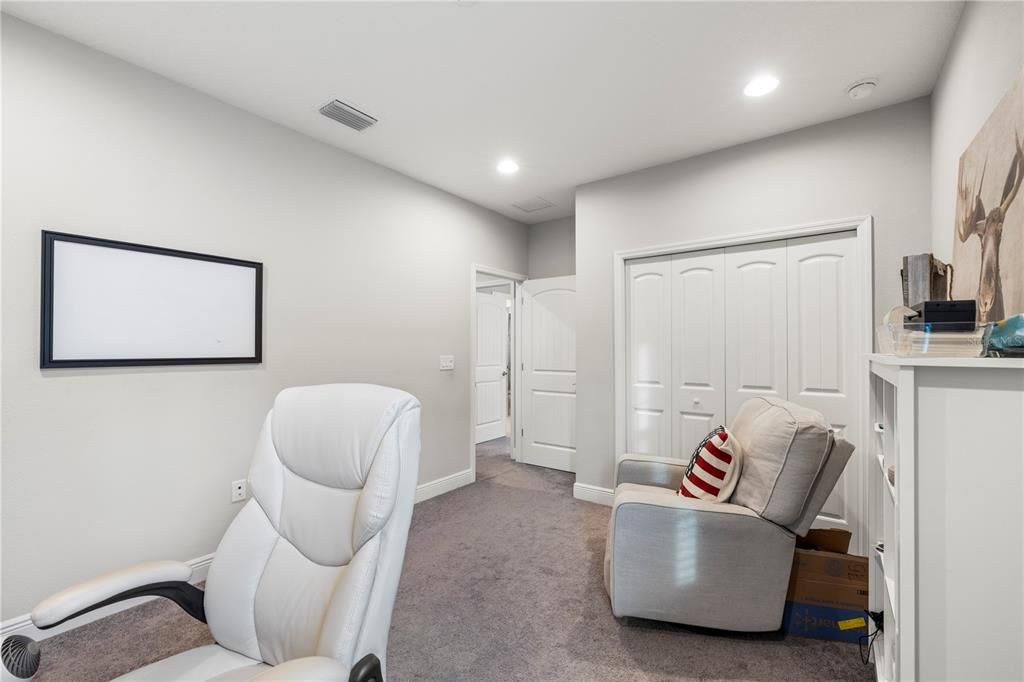 For Sale: $875,000 (7 beds, 5 baths, 4846 Square Feet)