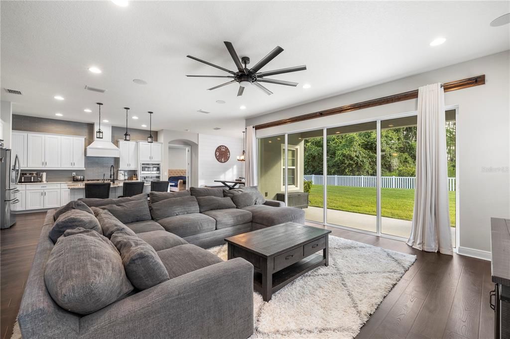 For Sale: $875,000 (7 beds, 5 baths, 4846 Square Feet)
