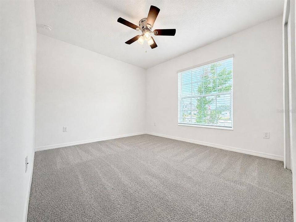 For Rent: $2,500 (4 beds, 2 baths, 1935 Square Feet)
