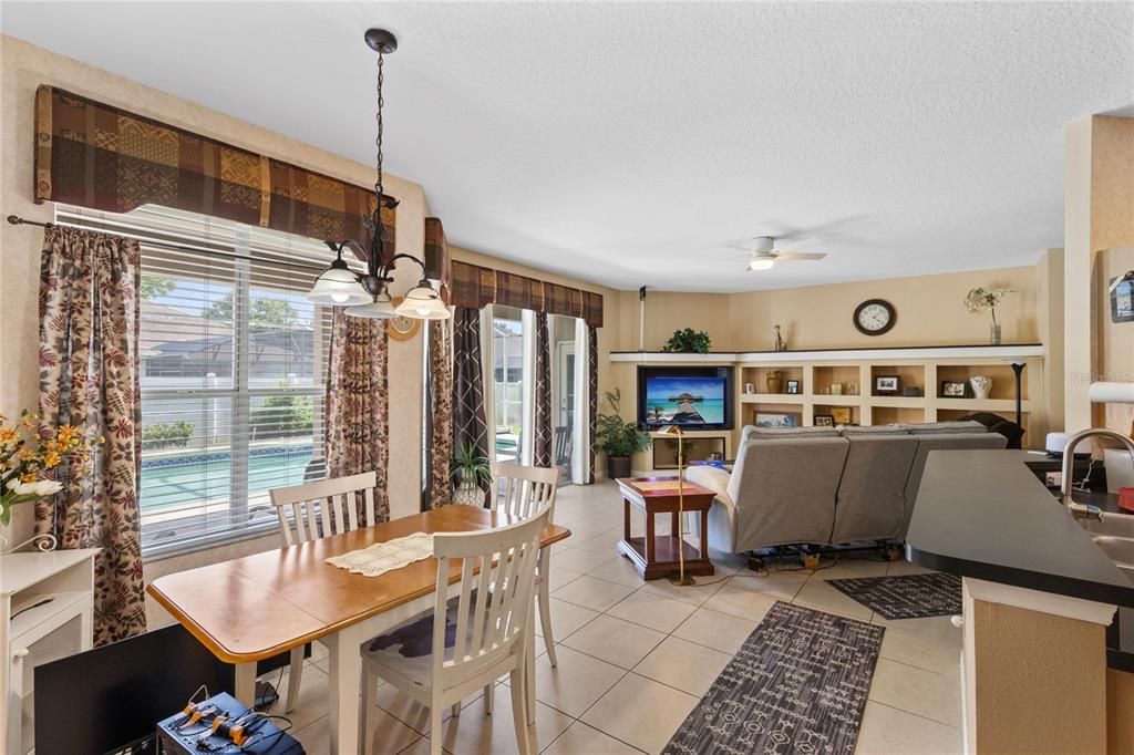 На продажу: $624,999 (4 спален, 3 ванн, 2698 Квадратных фут)
