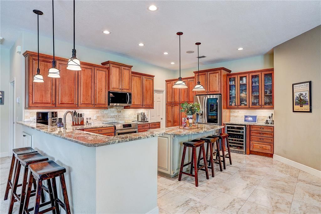 For Sale: $569,990 (4 beds, 3 baths, 2768 Square Feet)