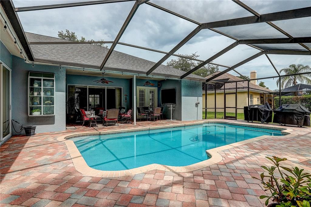 For Sale: $569,990 (4 beds, 3 baths, 2768 Square Feet)
