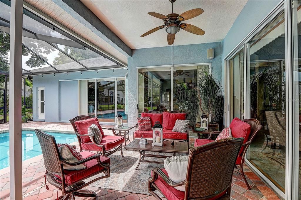 For Sale: $569,990 (4 beds, 3 baths, 2768 Square Feet)