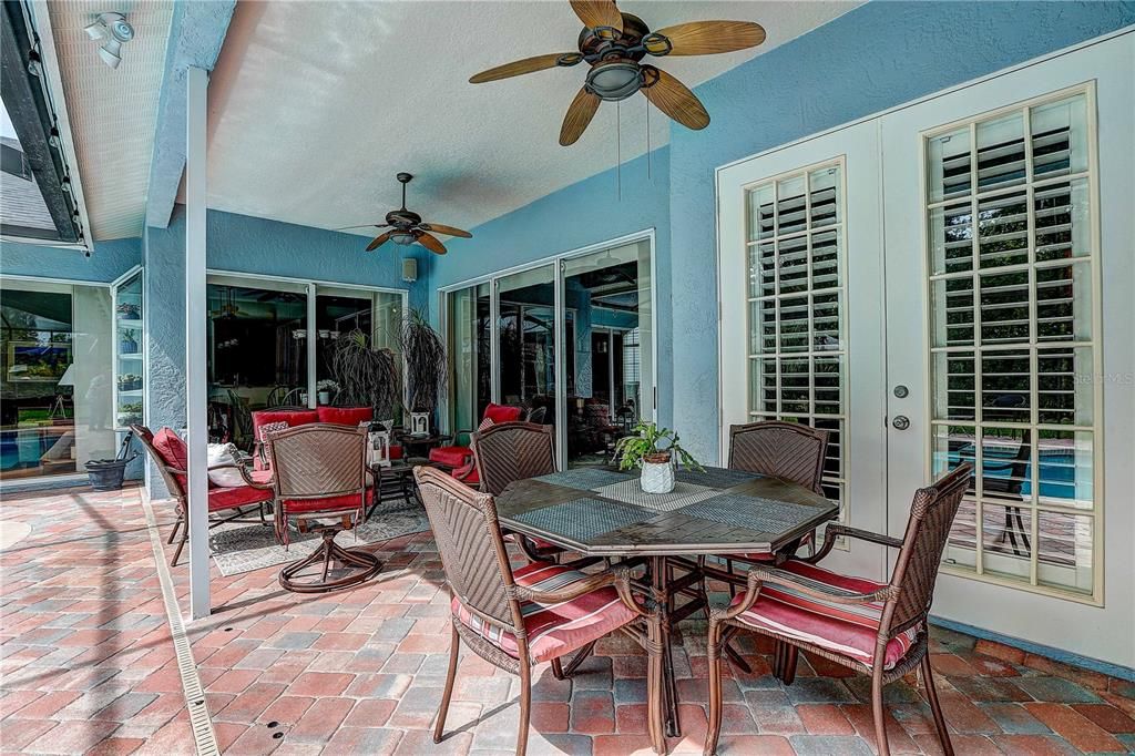 For Sale: $569,990 (4 beds, 3 baths, 2768 Square Feet)
