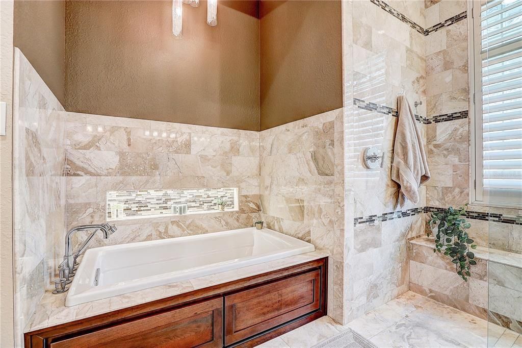 For Sale: $569,990 (4 beds, 3 baths, 2768 Square Feet)
