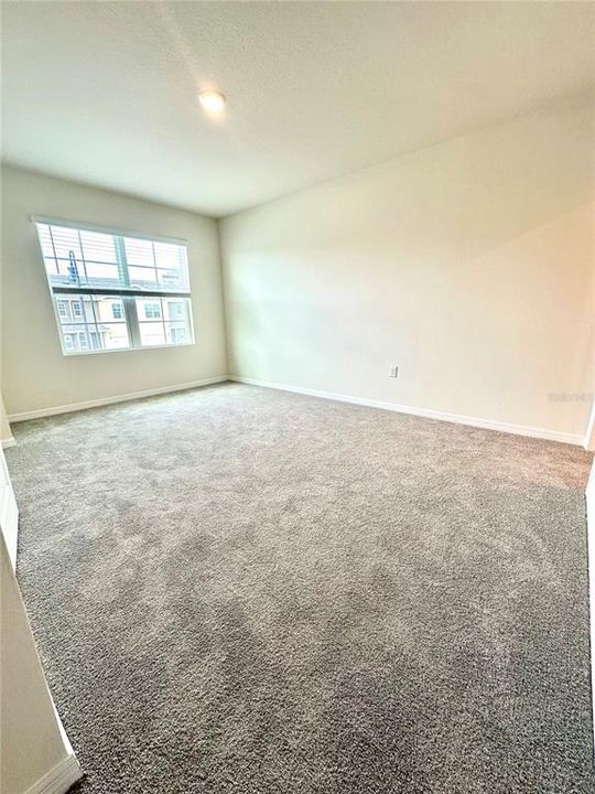 В аренду: $1,900 (3 спален, 2 ванн, 1515 Квадратных фут)