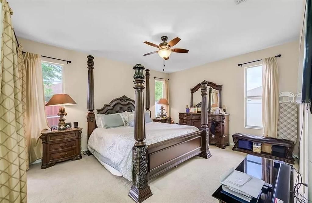 For Rent: $3,500 (4 beds, 2 baths, 2509 Square Feet)