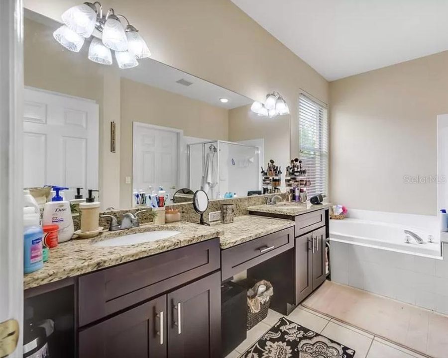 For Rent: $3,500 (4 beds, 2 baths, 2509 Square Feet)