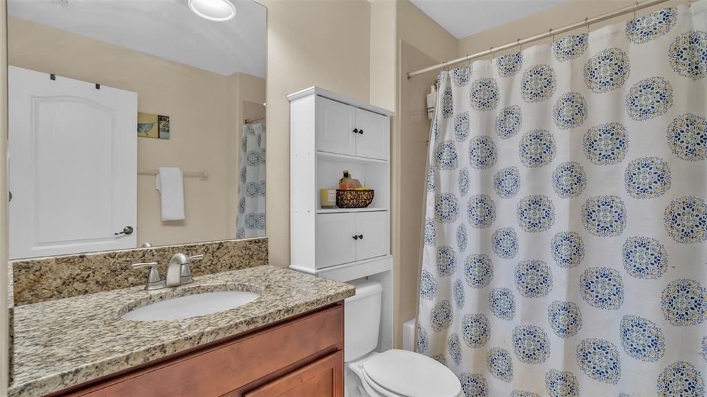 For Sale: $935,000 (6 beds, 4 baths, 4259 Square Feet)