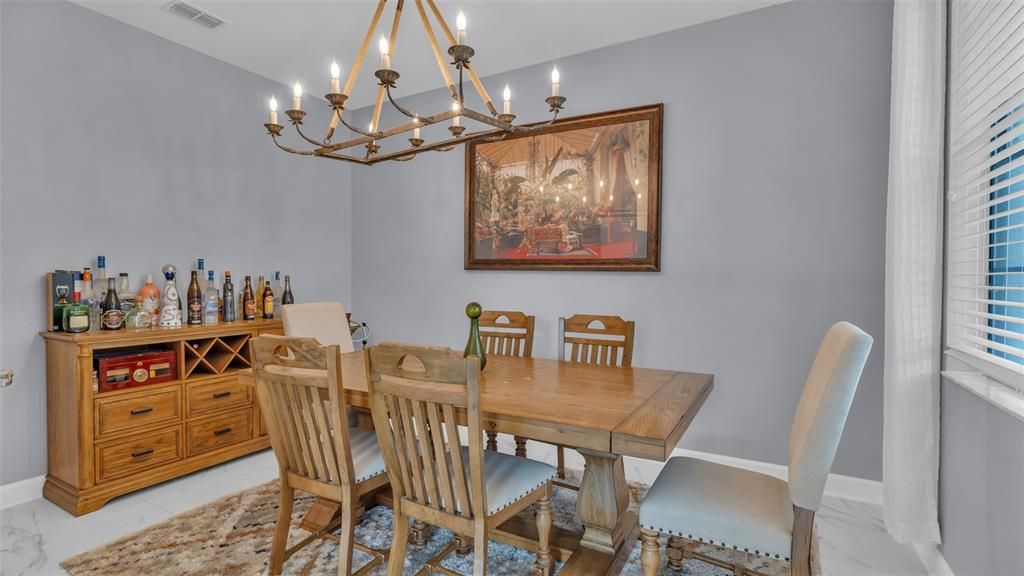 For Sale: $935,000 (6 beds, 4 baths, 4259 Square Feet)