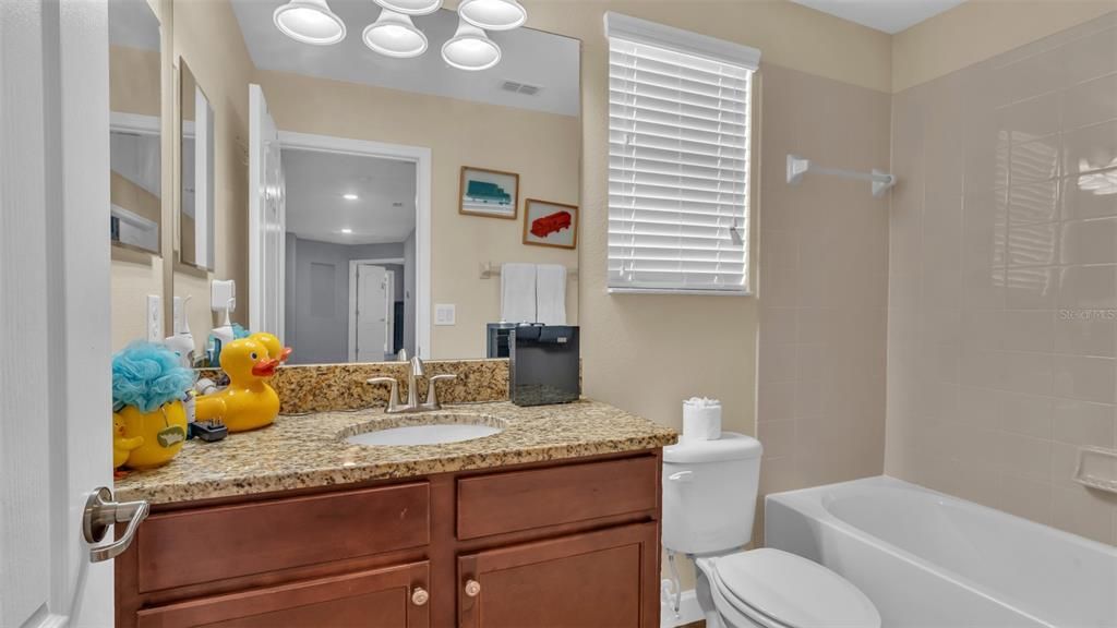 For Sale: $935,000 (6 beds, 4 baths, 4259 Square Feet)