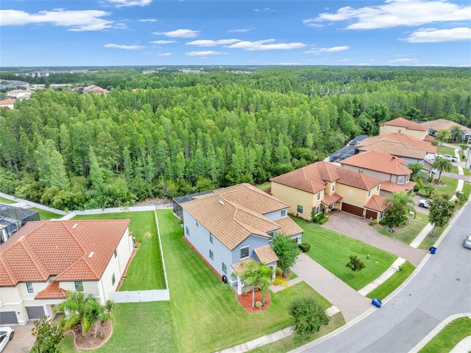 For Sale: $935,000 (6 beds, 4 baths, 4259 Square Feet)