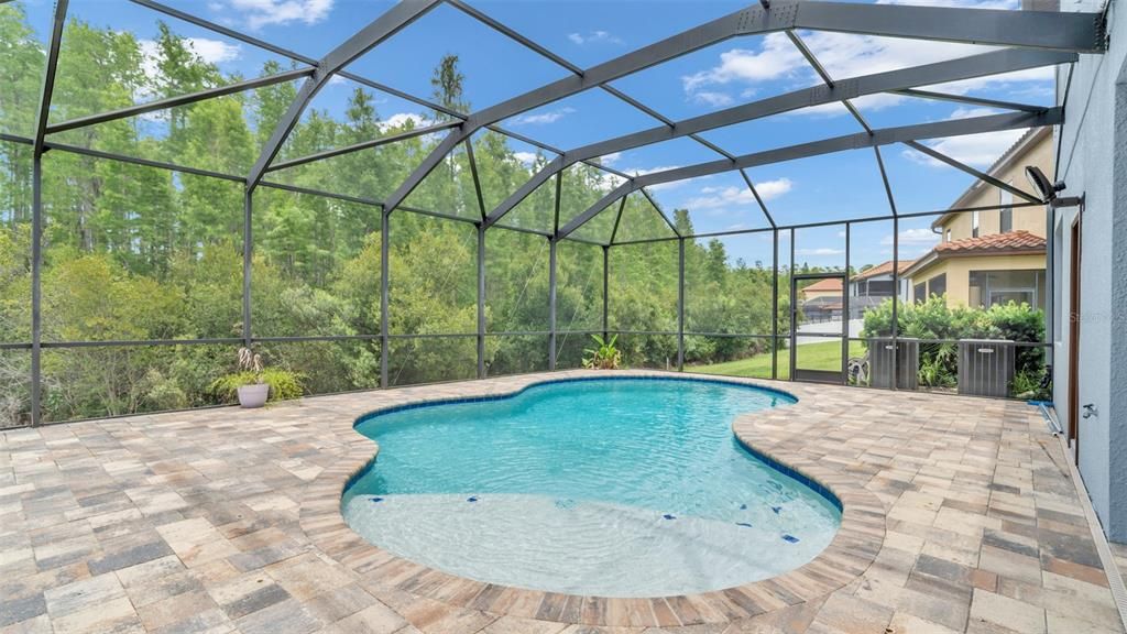 For Sale: $935,000 (6 beds, 4 baths, 4259 Square Feet)
