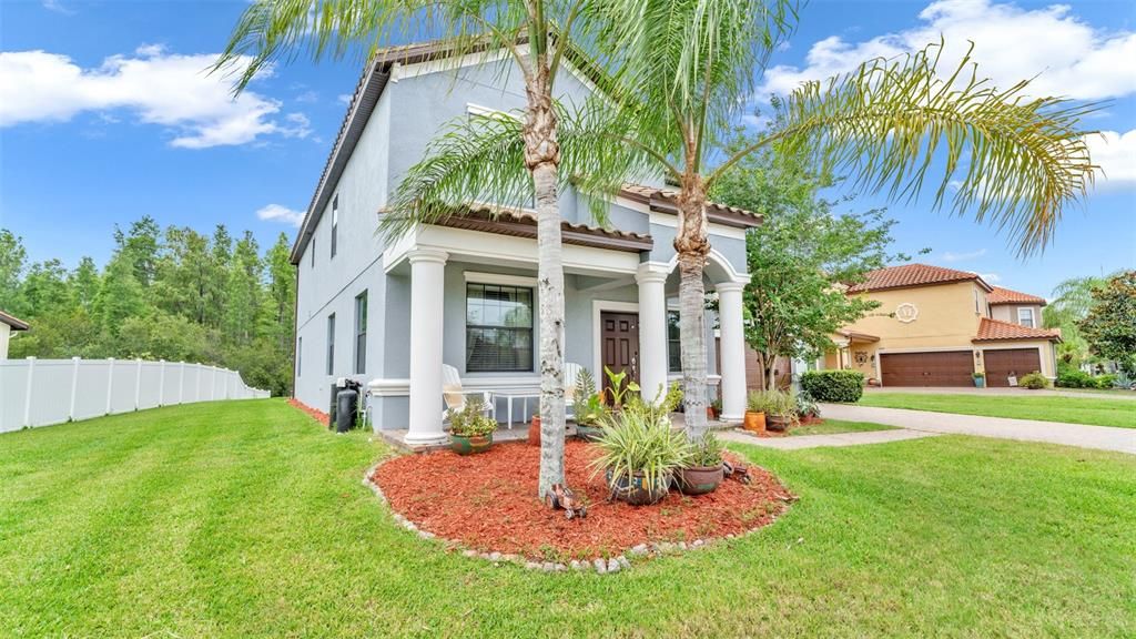 For Sale: $935,000 (6 beds, 4 baths, 4259 Square Feet)