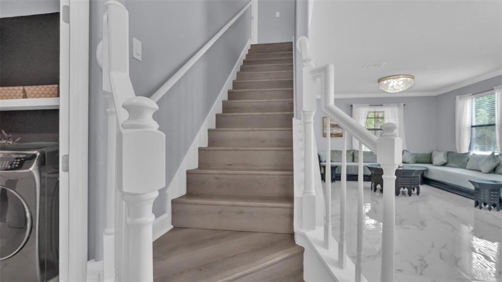 For Sale: $935,000 (6 beds, 4 baths, 4259 Square Feet)