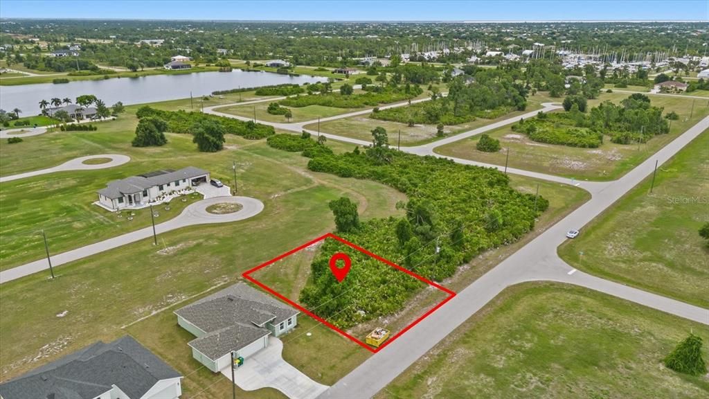 En Venta: $28,900 (0.20 acres)