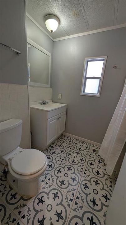 For Rent: $1,350 (2 beds, 2 baths, 1350 Square Feet)