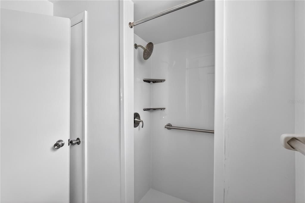 En Venta: $159,000 (2 camas, 2 baños, 1144 Pies cuadrados)