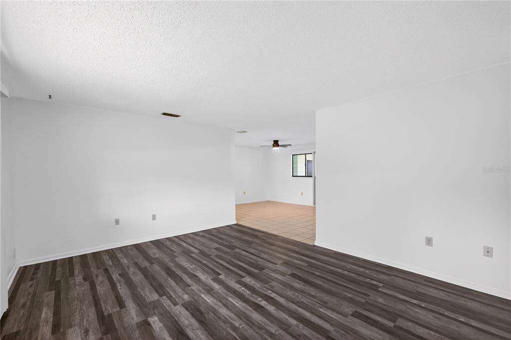 En Venta: $159,000 (2 camas, 2 baños, 1144 Pies cuadrados)