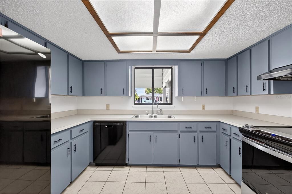 En Venta: $159,000 (2 camas, 2 baños, 1144 Pies cuadrados)
