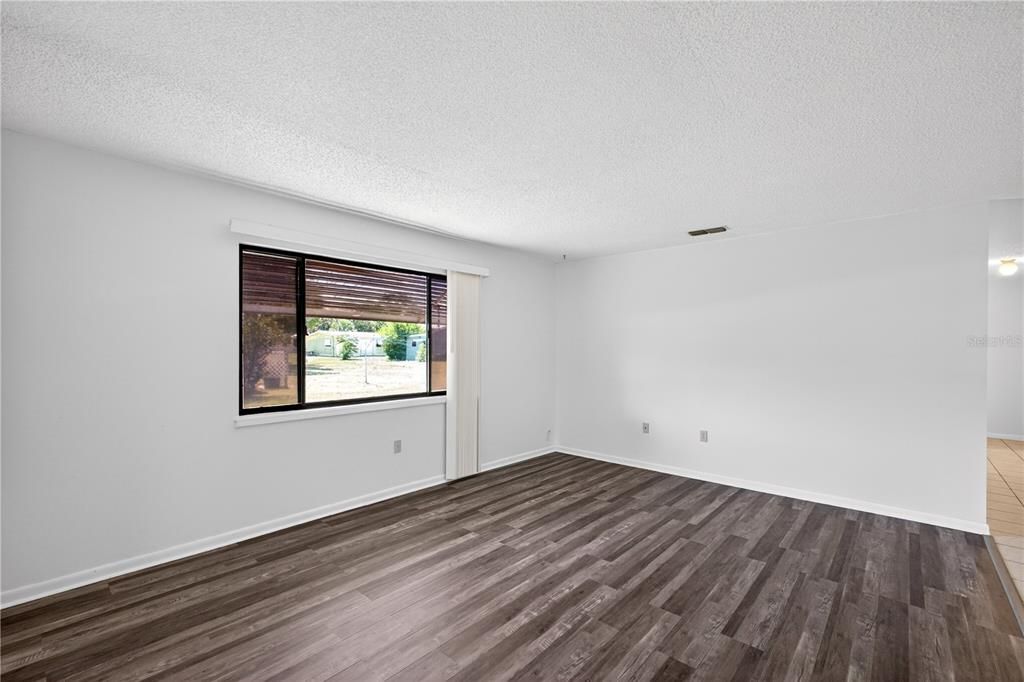 En Venta: $159,000 (2 camas, 2 baños, 1144 Pies cuadrados)