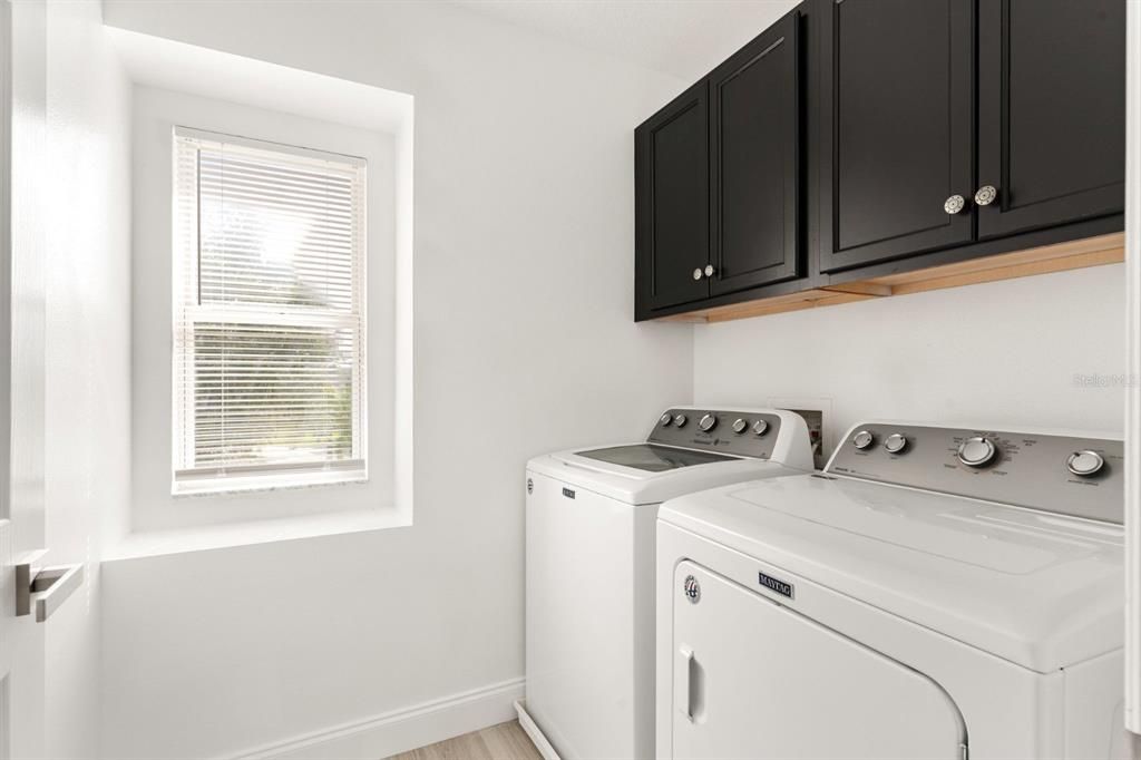For Sale: $459,000 (3 beds, 2 baths, 2575 Square Feet)