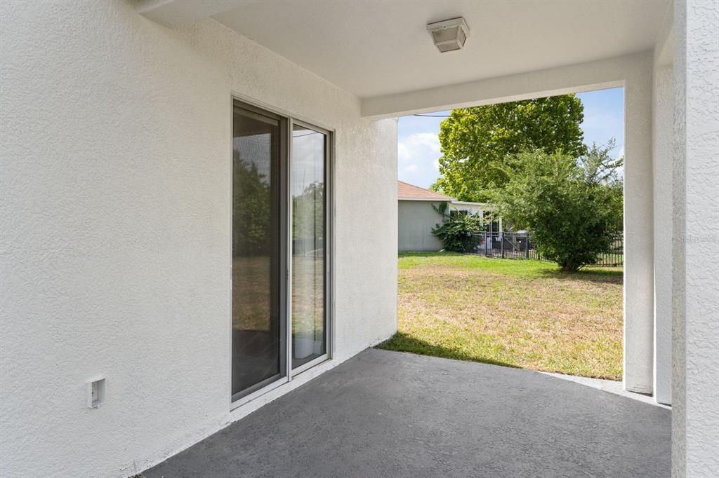 For Sale: $459,000 (3 beds, 2 baths, 2575 Square Feet)